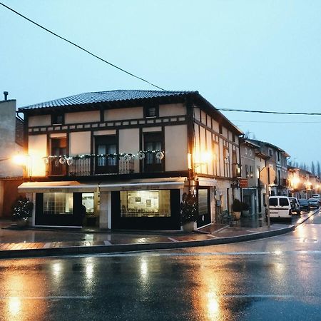 Alojamientos Palacete 佩尼亚兰达德杜埃罗 外观 照片